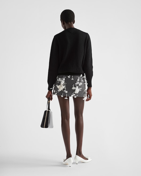 Maglia girocollo in lana cashmere Maglia girocollo in lana cashmere