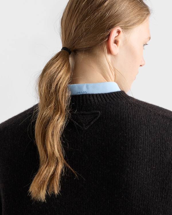 Wool and cashmere crew-neck sweater - Ebony Wool and cashmere crew-neck sweater - Ebony
