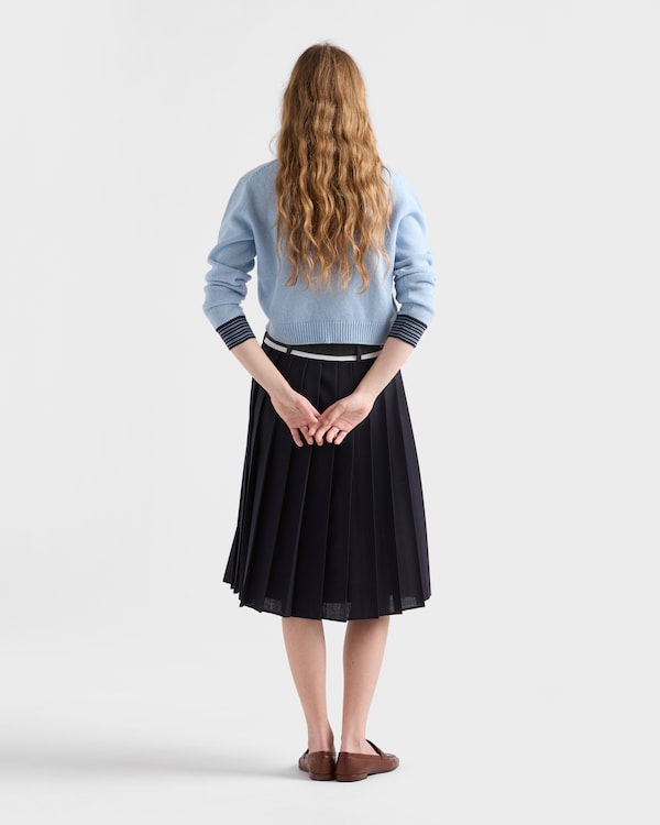 カシミヤ クルーネック セーター - サファイアブルー カシミヤ クルーネック セーター - サファイアブルー