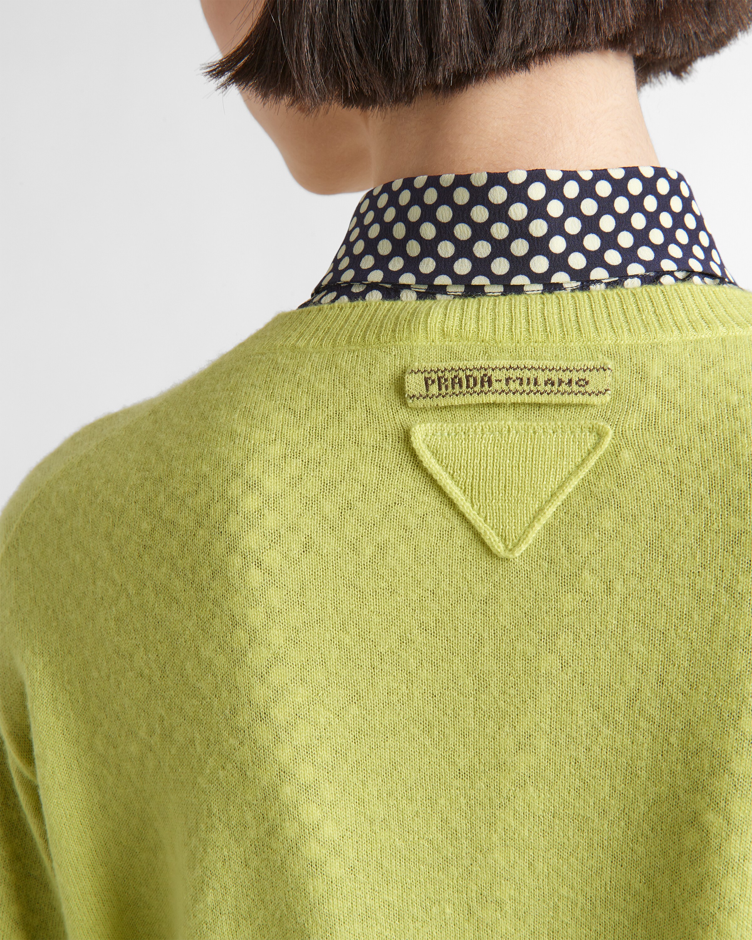 イエローグリーン カシミヤ クルーネック セーター | PRADA イエローグリーン カシミヤ クルーネック セーター | PRADA