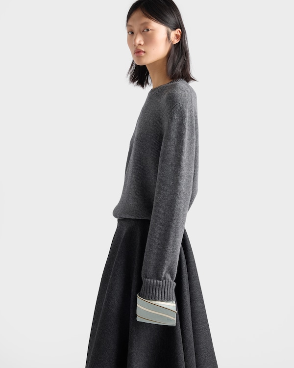 ウール カシミア クルーネック セーター - スレートグレー ウール カシミア クルーネック セーター - スレートグレー