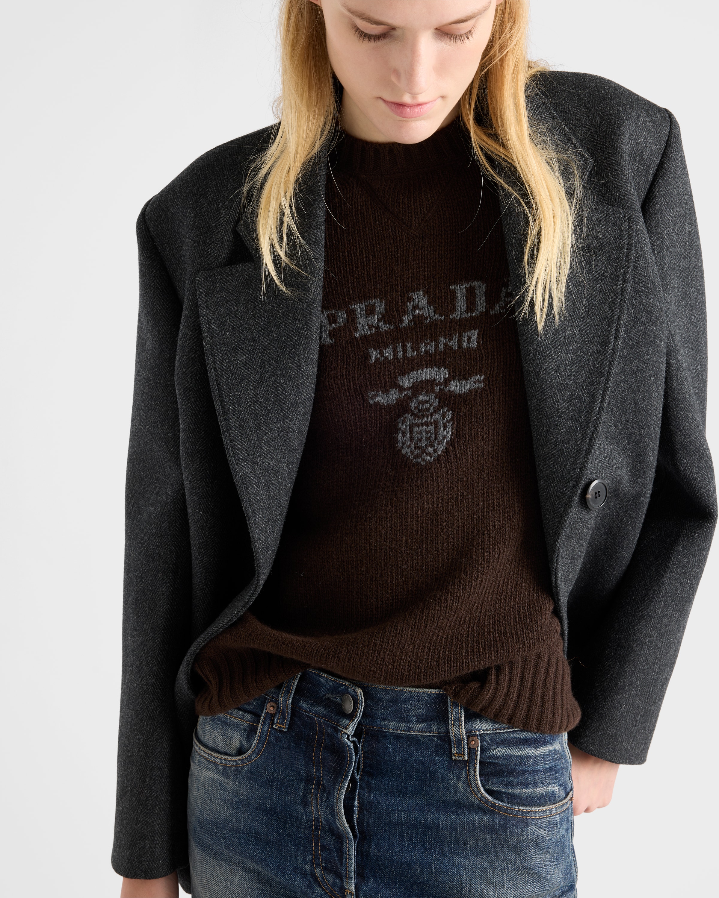 ダークブラウン ロゴ カシミヤ ウール クルーネック セーター | PRADA