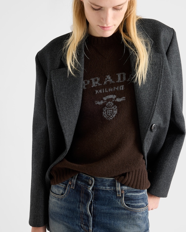 Pull à col rond et logo en laine, cachemire Pull à col rond et logo en laine, cachemire