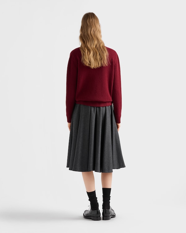 Cashmere and wool Prada logo crew-neck sweater - Amaranth Red Cashmere and wool Prada logo crew-neck sweater - Amaranth Red