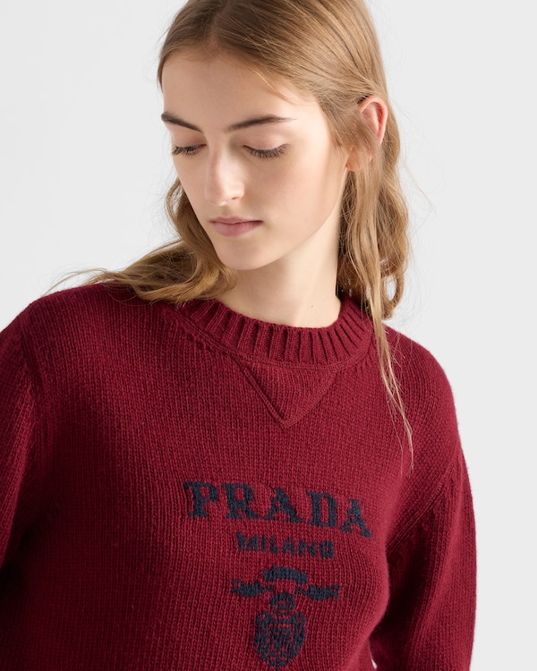 Cashmere and wool Prada logo crew-neck sweater - Amaranth Red Cashmere and wool Prada logo crew-neck sweater - Amaranth Red