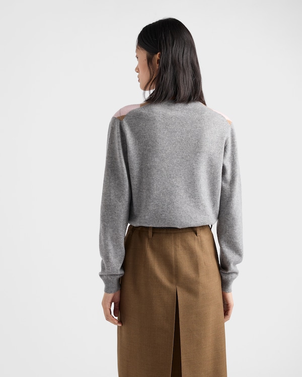 Argyle cashmere V-neck sweater - Gray/Camel Argyle cashmere V-neck sweater - Gray/Camel