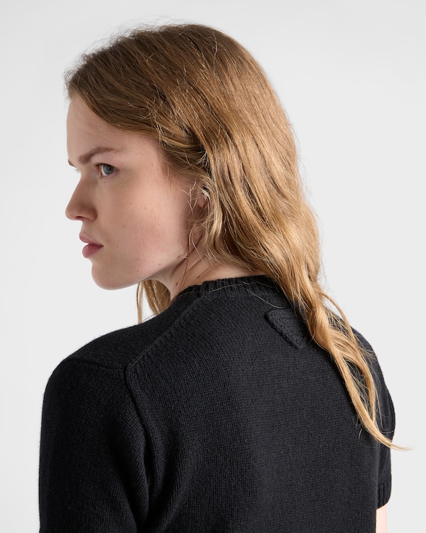 Short-sleeved cashmere sweater - Black Short-sleeved cashmere sweater - Black