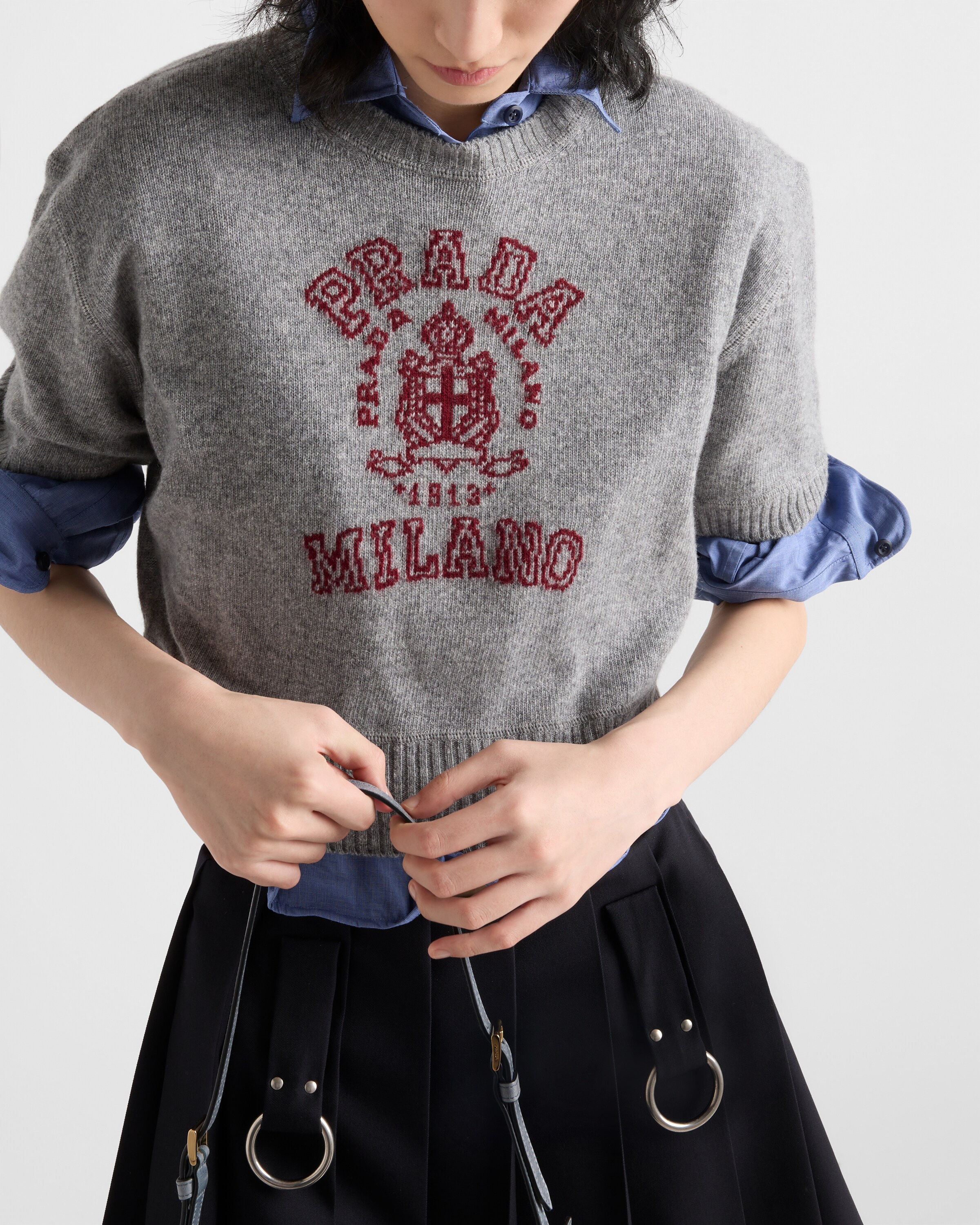 Prada Womens Grey Logo-intarsia Short-sleeve Cropped Wool And Cashmere Knitted Jumper In Amaranth/grey