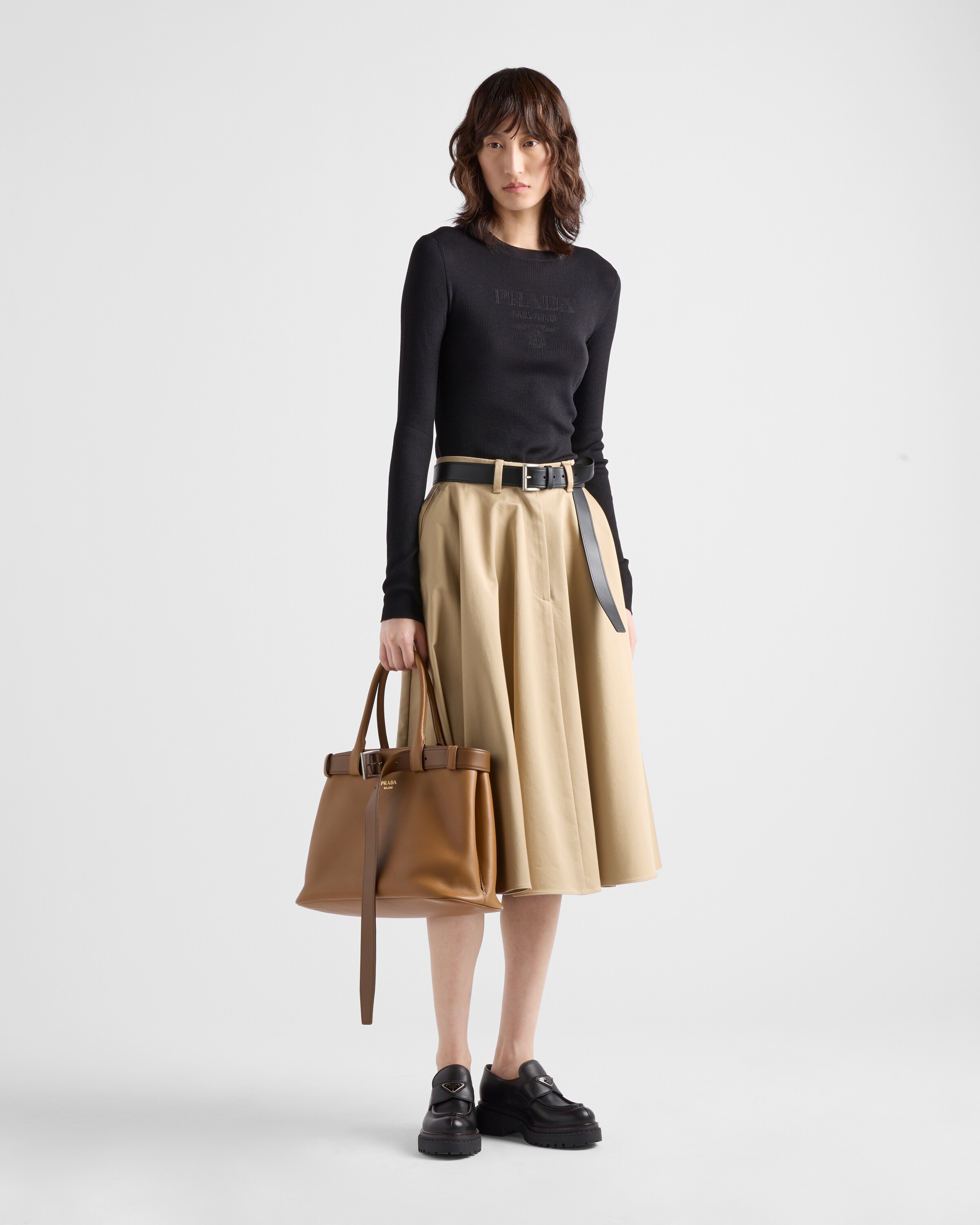 Prada Rundhalspullover Aus Superfine-wool In Schwarz