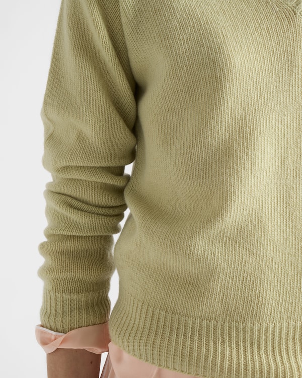 Wool and cashmere V-neck sweater - Powder Blue Wool and cashmere V-neck sweater - Powder Blue