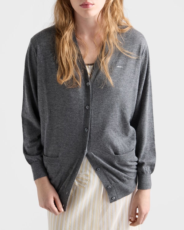 Strickjacke aus Kaschmir - Schiefergrau Strickjacke aus Kaschmir - Schiefergrau