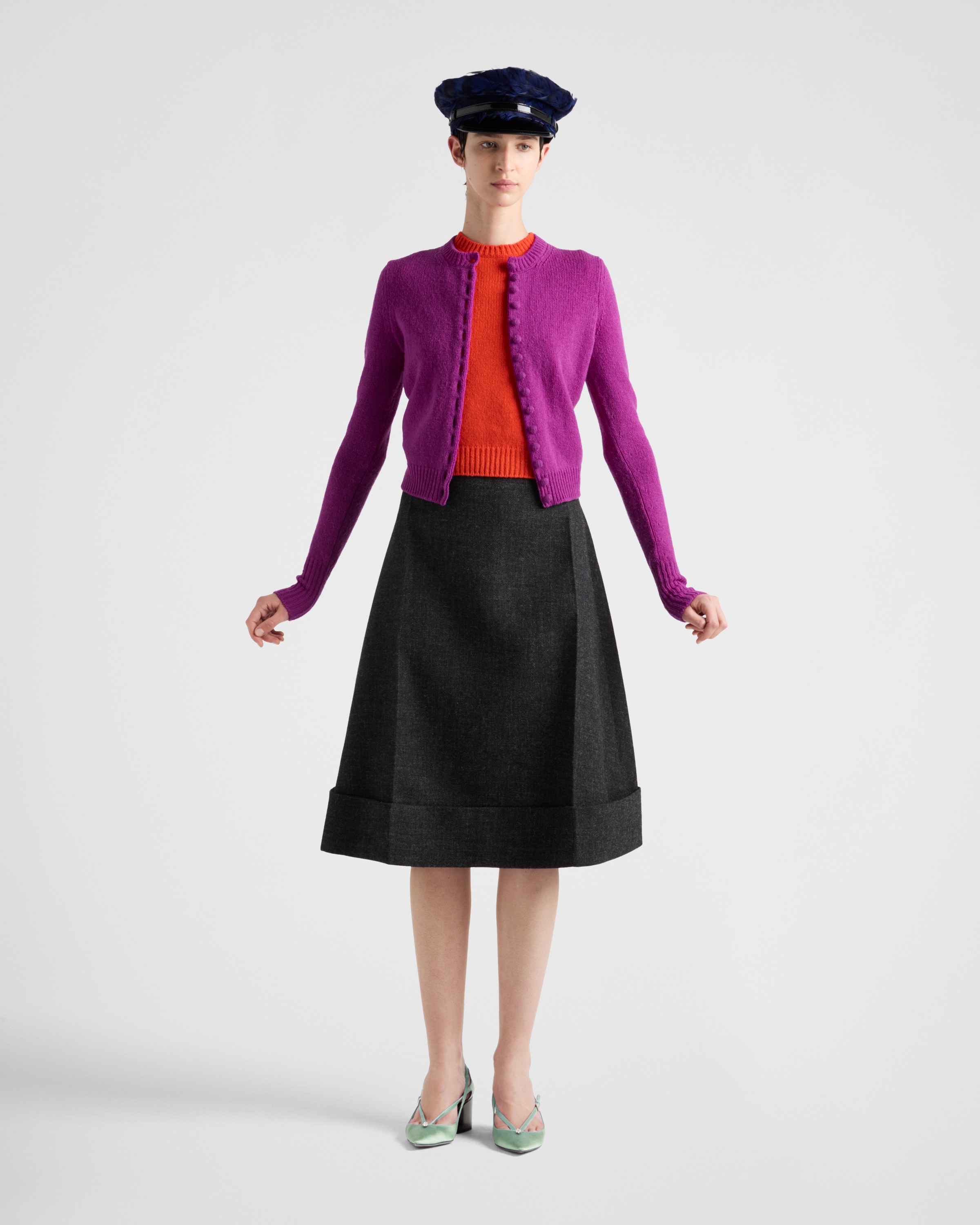 PRADAコレクションライン　レディーススプリングコート　プラダ　フード付き PRADAコレクションラインレディーススプリングコートプラダフード付き