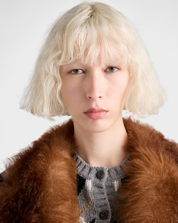 菱形花纹针织羊绒开衫 菱形花纹针织羊绒开衫