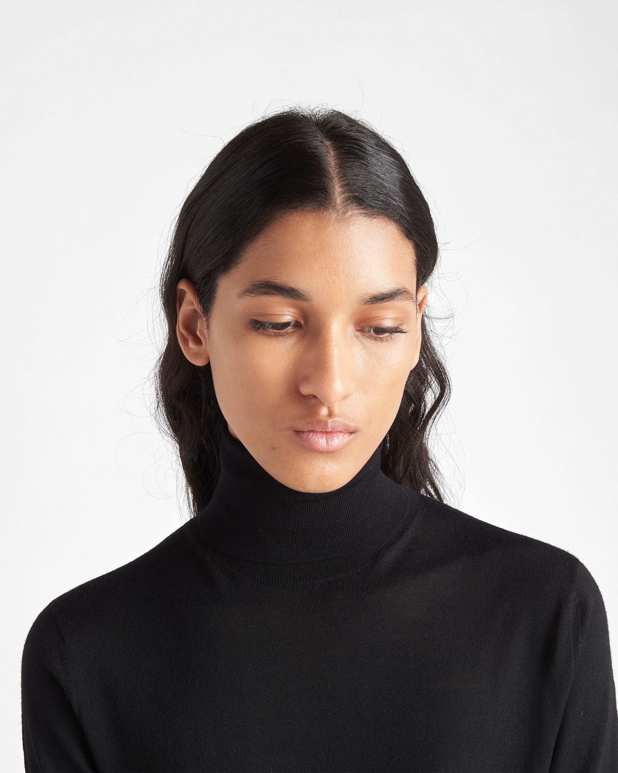 Black Combed wool turtleneck sweater 