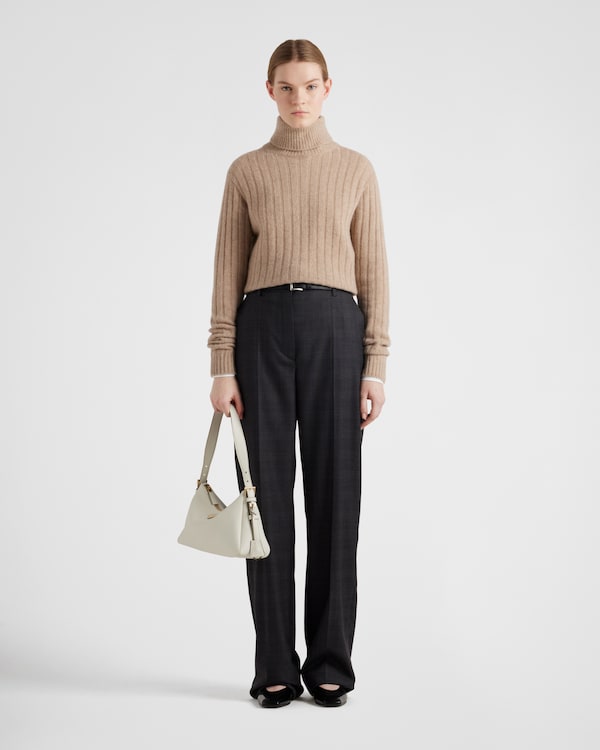 Re-Cashmere turtleneck sweater - Sand Beige Re-Cashmere turtleneck sweater - Sand Beige
