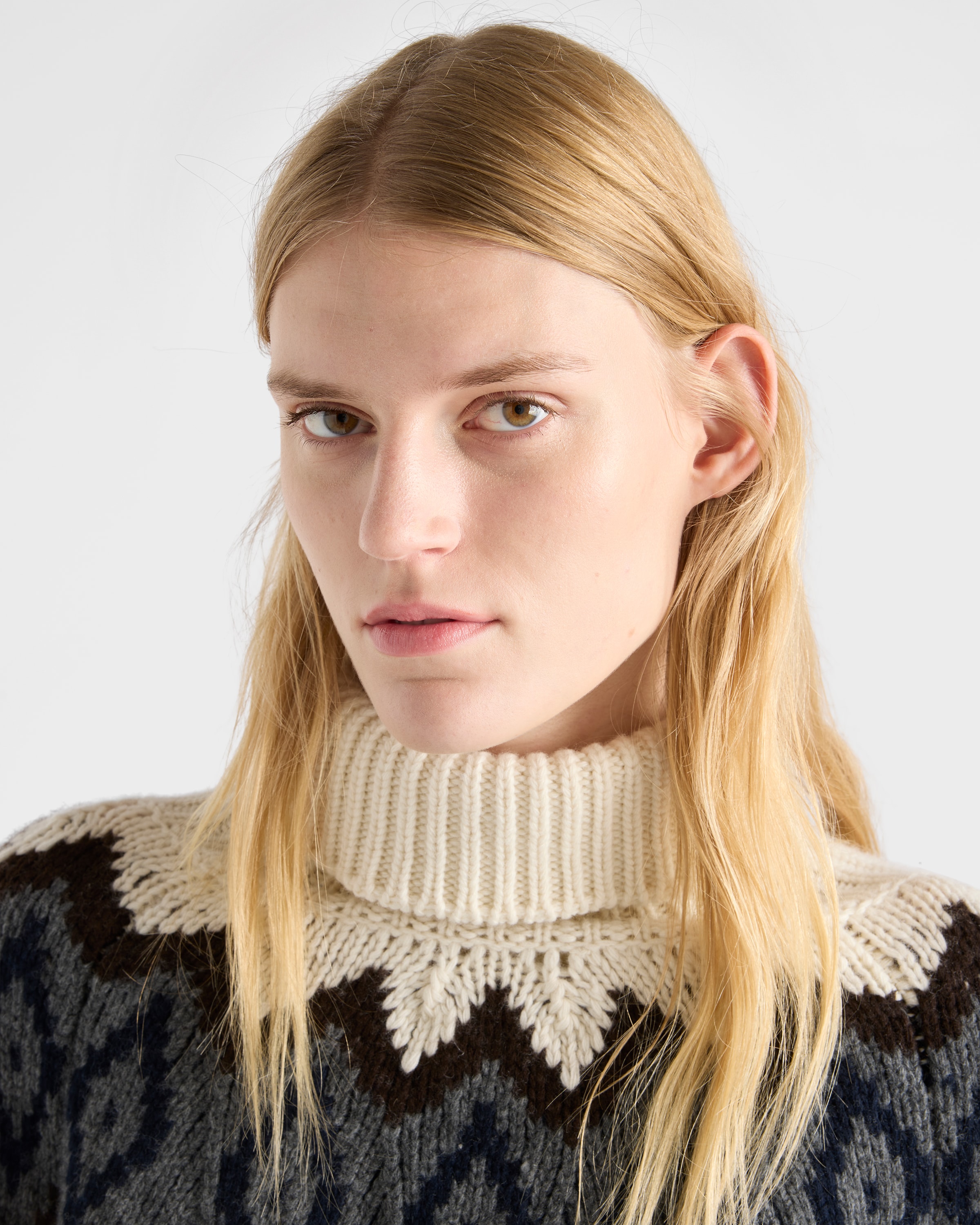 Cashmere and wool turtleneck sweater