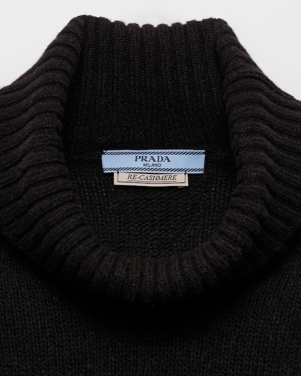 Pull à col roulé en Re-Cashmere - Gris Anthracite Pull à col roulé en Re-Cashmere - Gris Anthracite