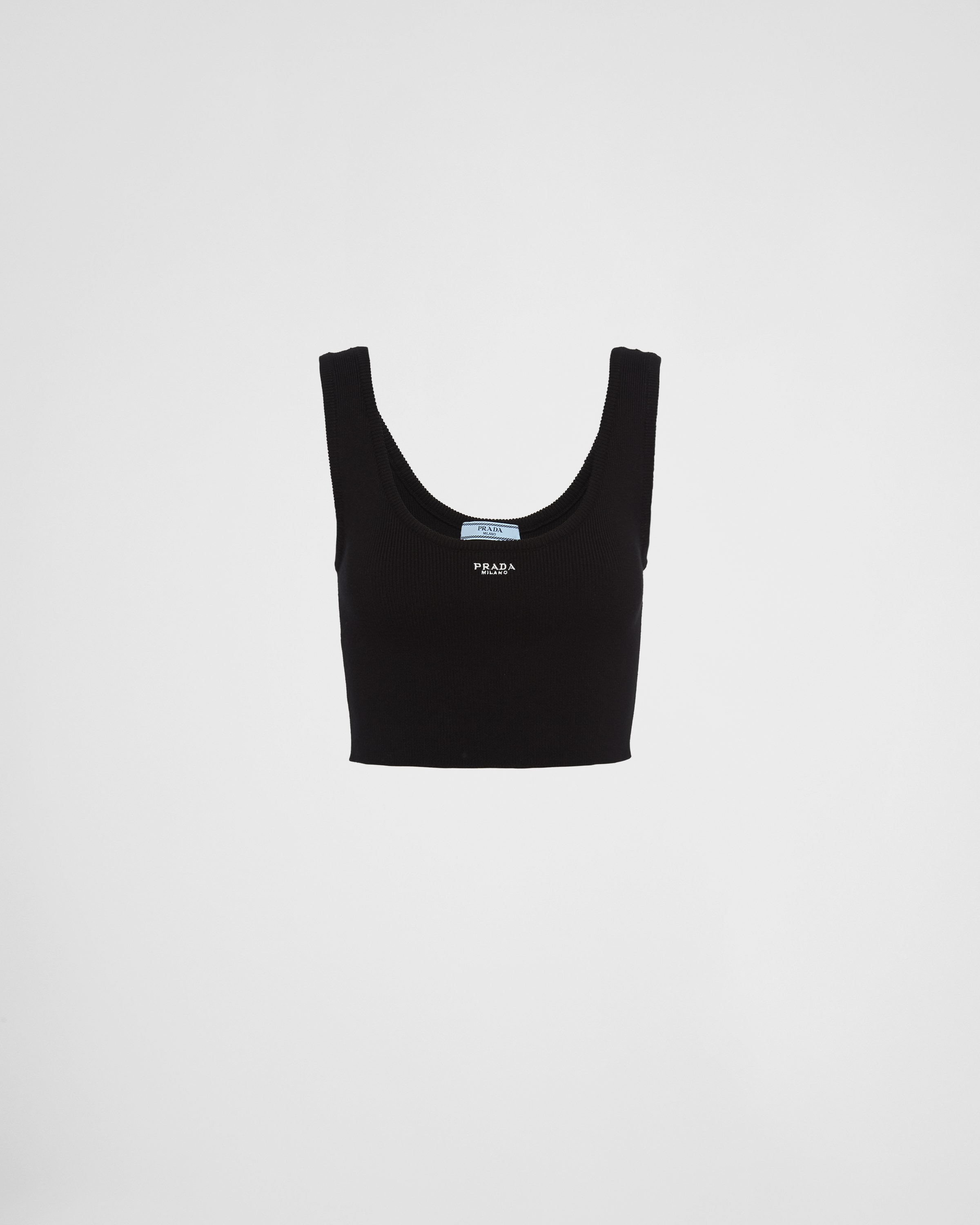 Top With Front Pleated Detail 01012610139