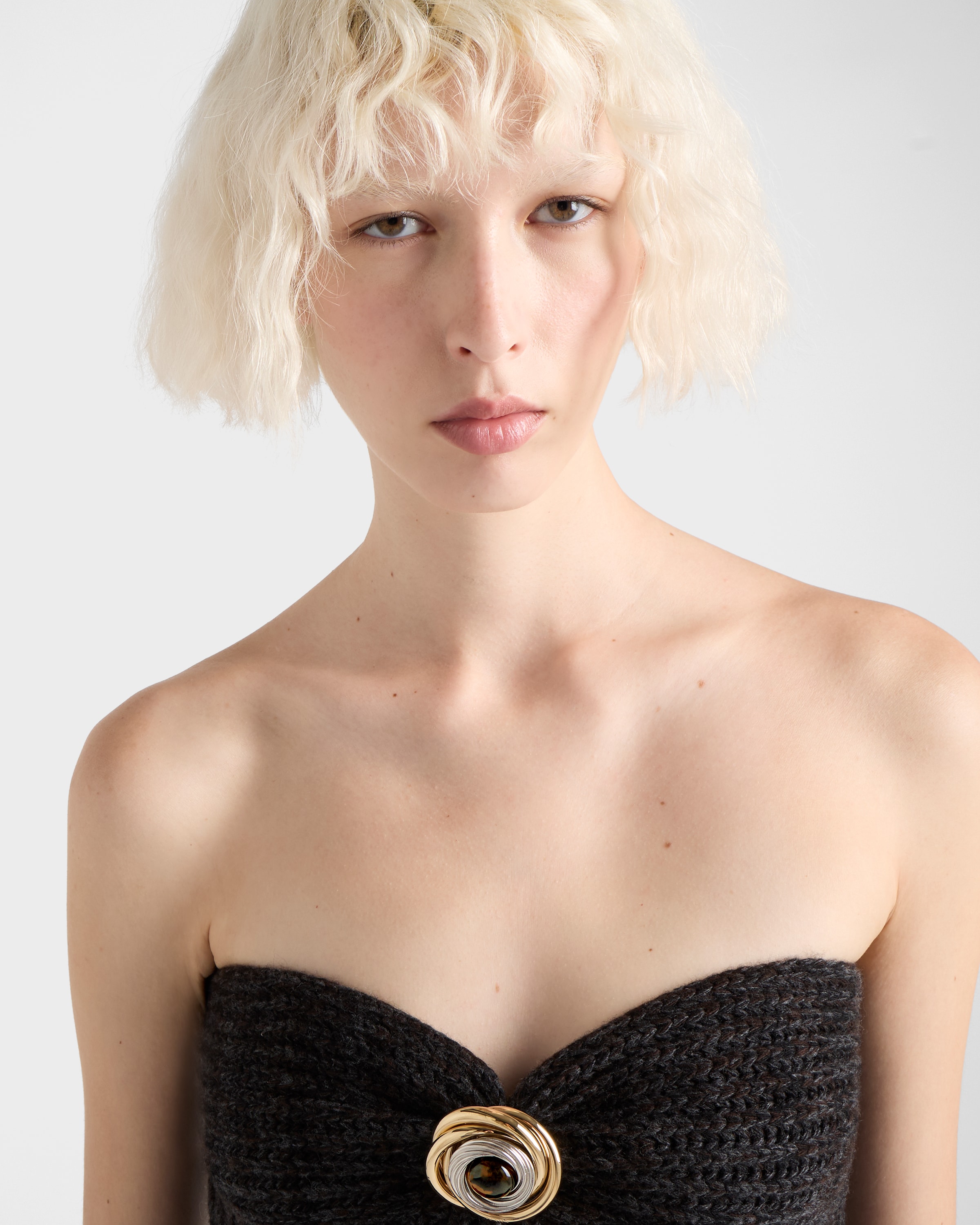 Wool and cashmere bandeau top with brooch