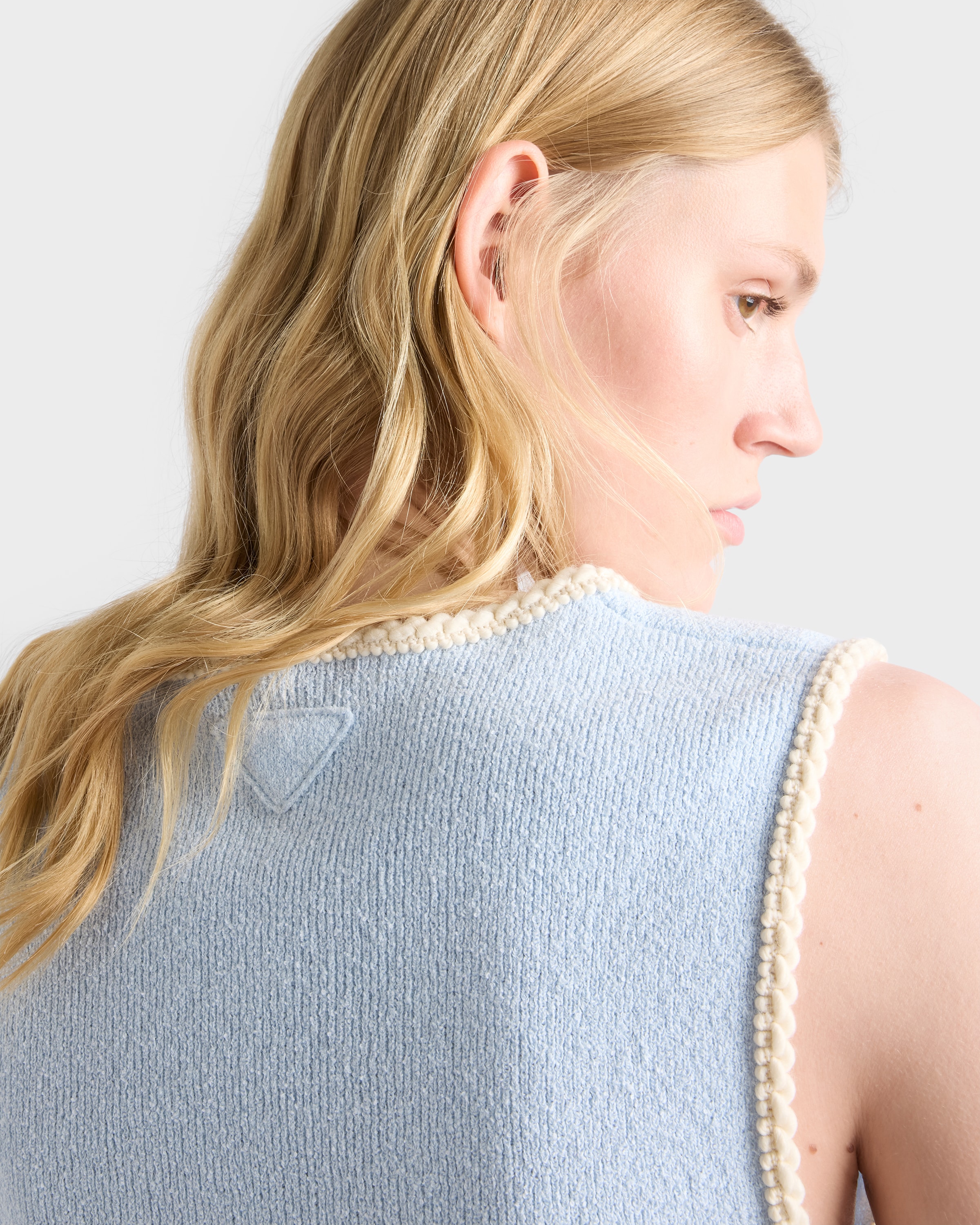 ☆PRADA☆ブルー ノースリーブニット ☆PRADA☆ブルー ノースリーブニット Sky Blue Cotton Bouclé Crop Top