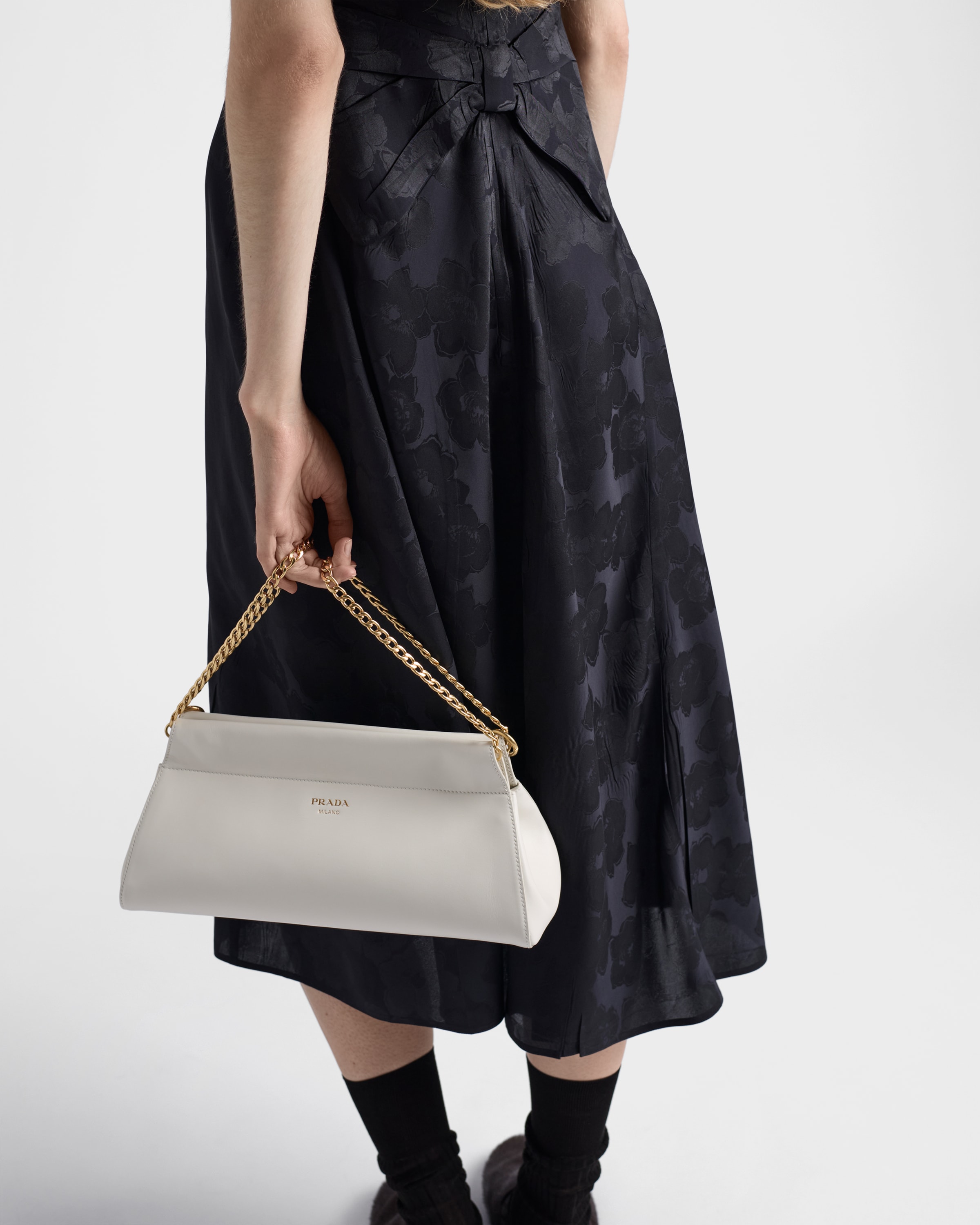 PRADA フリル付きグレー ドレス 38 PRADA フリル付きグレー ドレス 38 - メルカリ