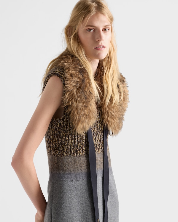 Shetland wool and cashmere V-neck dress Shetland wool and cashmere V-neck dress