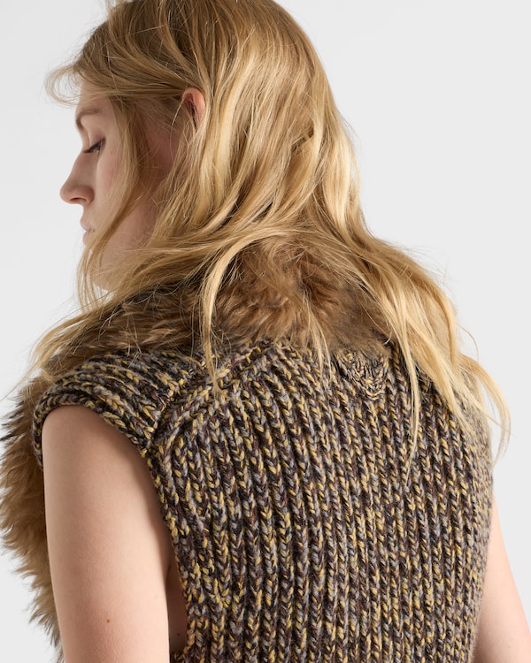 Shetland wool and cashmere V-neck dress Shetland wool and cashmere V-neck dress