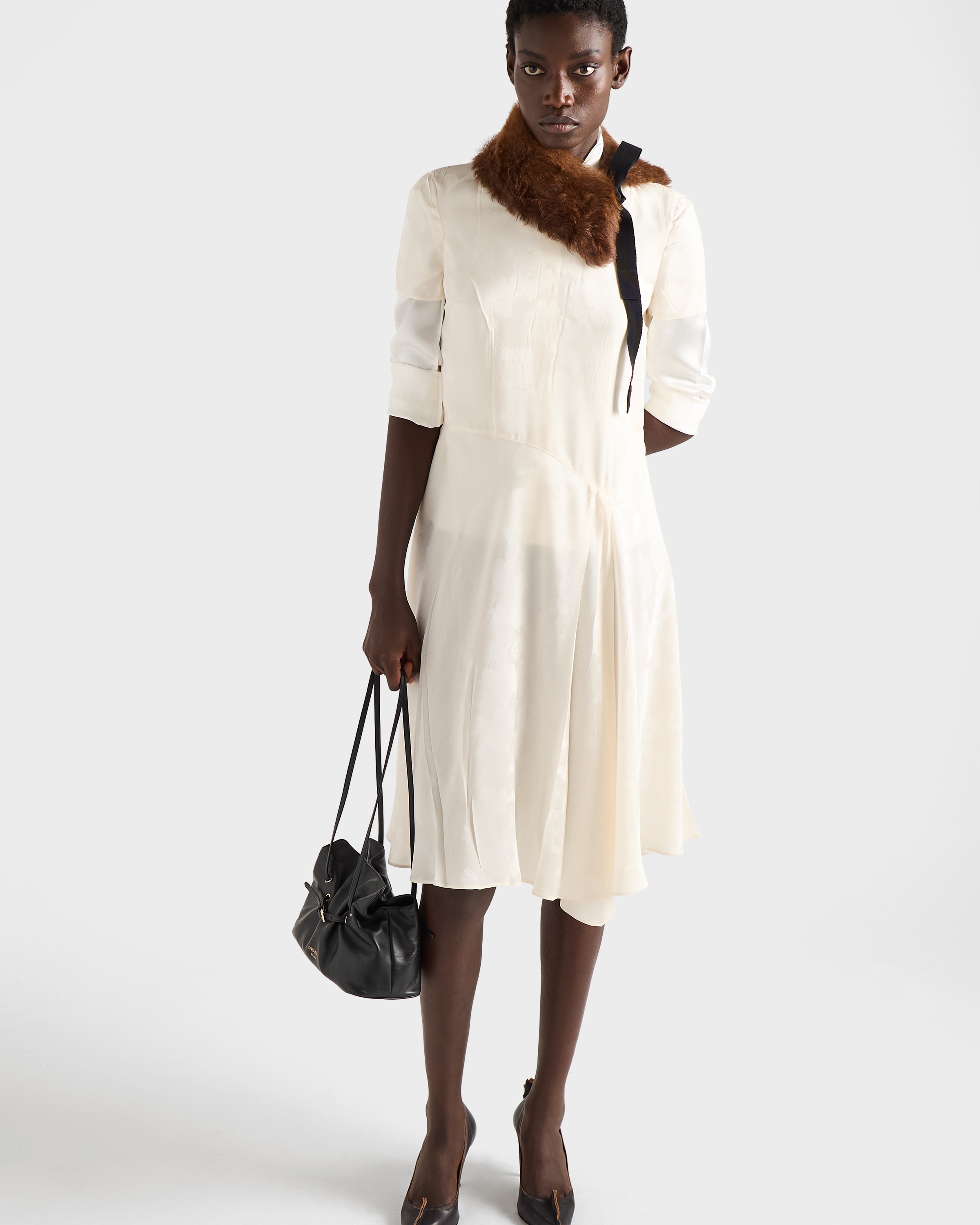 Prada Kleid Aus Jacquard Mit Blumenprint