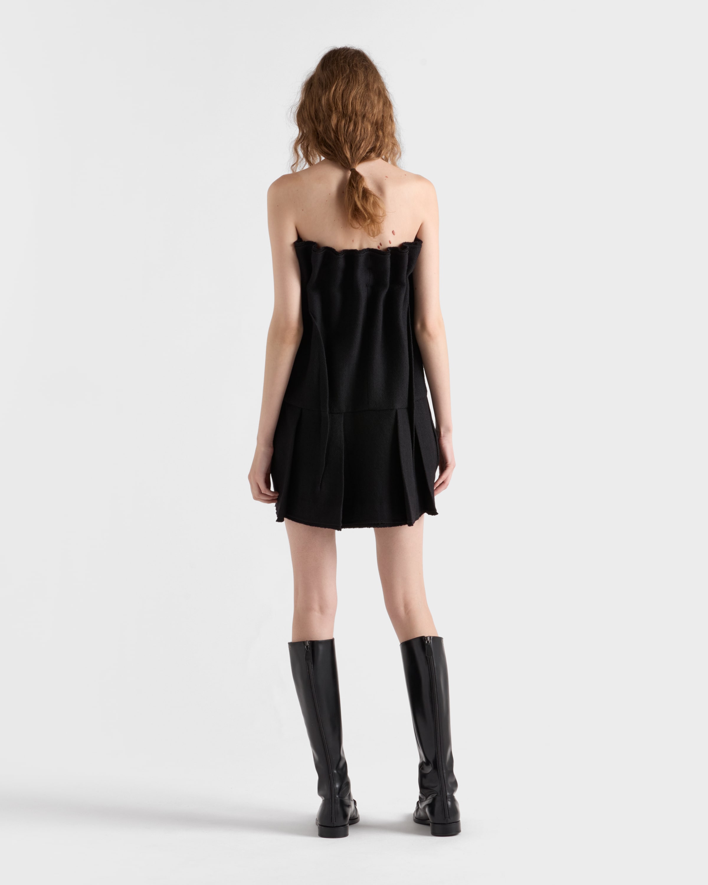 【送料&関税込】Prada Black Wool Mini Dress Wool mini dress Prada Black size 42 IT in Wool - 38792808