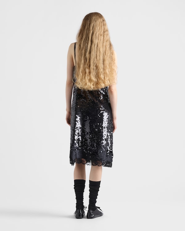 Embroidered velvet dress with sequins and lace Embroidered velvet dress with sequins and lace
