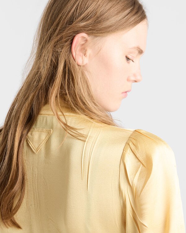 Vestido en crepé de satén - Crema Vestido en crepé de satén - Crema