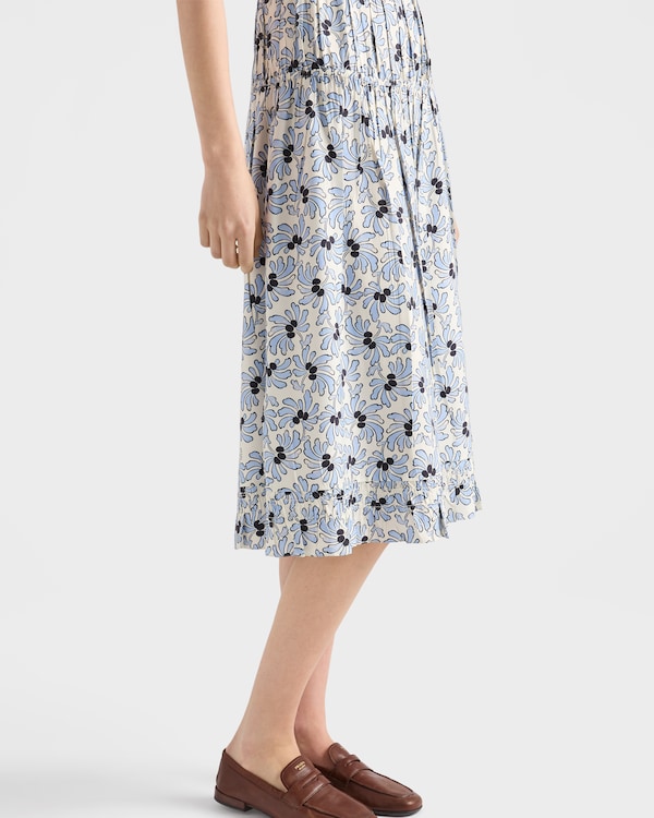 フローラルプリント ポンジー ドレス - ライトブルー フローラルプリント ポンジー ドレス - ライトブルー