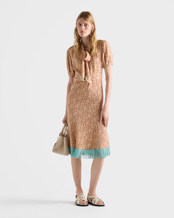Embroidered floral print sablé dress - Red Embroidered floral print sablé dress - Red