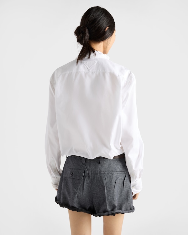 Shapeable cotton shirt Shapeable cotton shirt