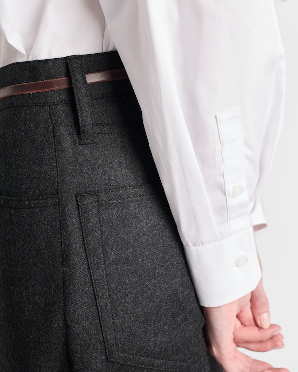 قميص بوبلين قميص بوبلين