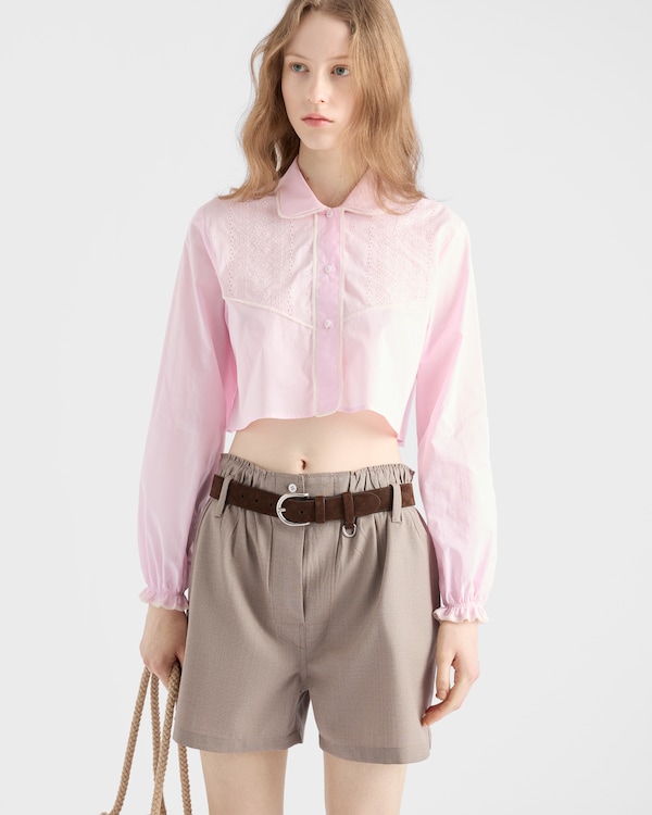 エンブロイダリー バティスト クロップドシャツ エンブロイダリー バティスト クロップドシャツ
