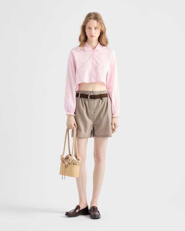 エンブロイダリー バティスト クロップドシャツ エンブロイダリー バティスト クロップドシャツ