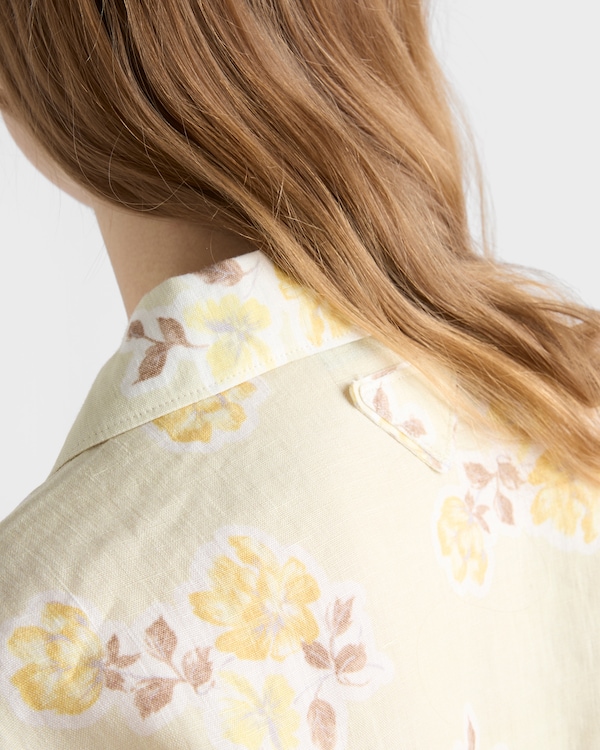 Floral print old linen shirt - Vanilla Floral print old linen shirt - Vanilla