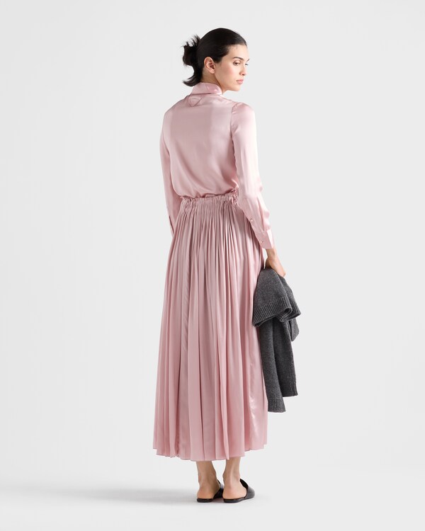 قميص ساتان - الأعبل قميص ساتان - الأعبل