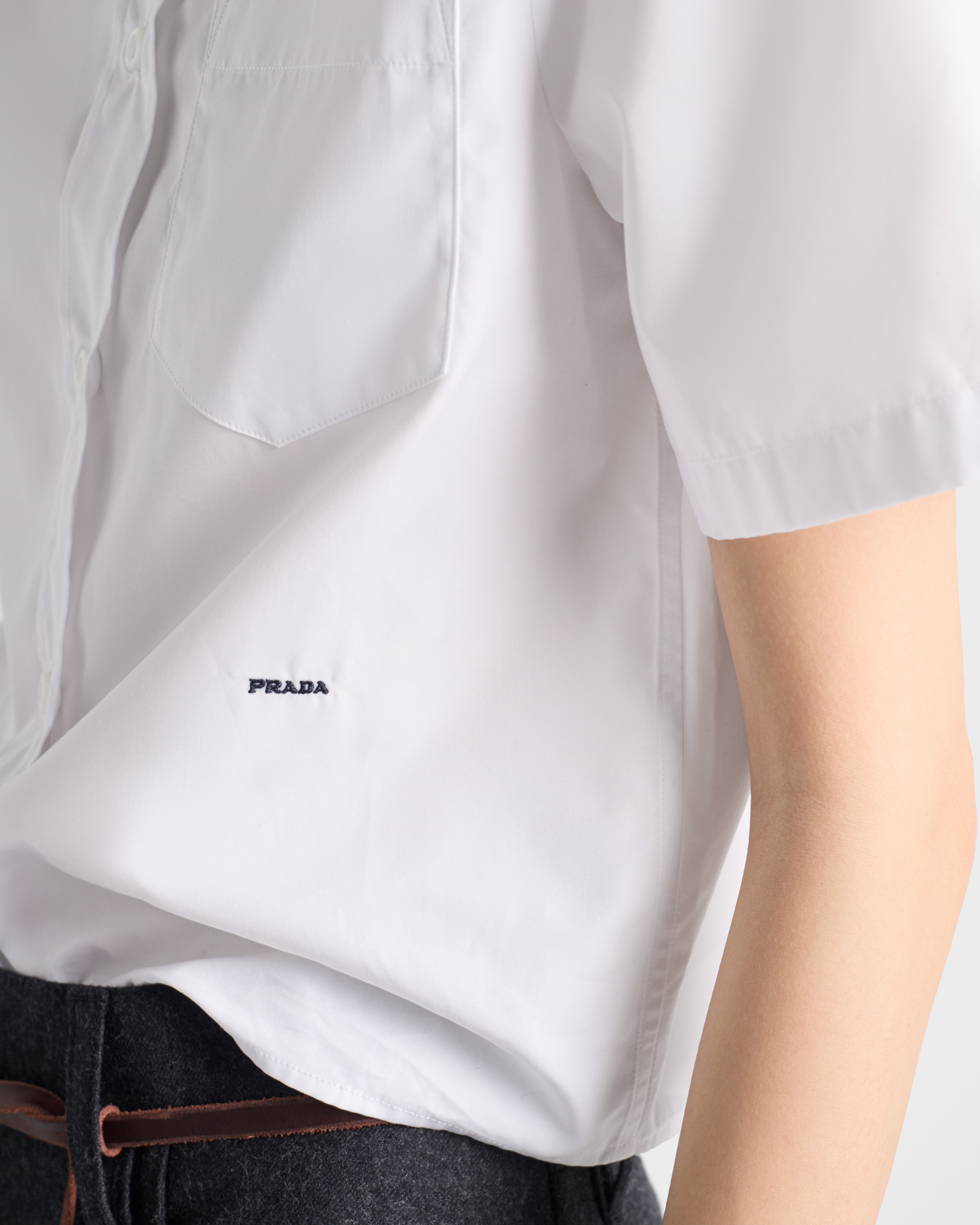 ホワイト ポプリン シャツ | PRADA - 日本