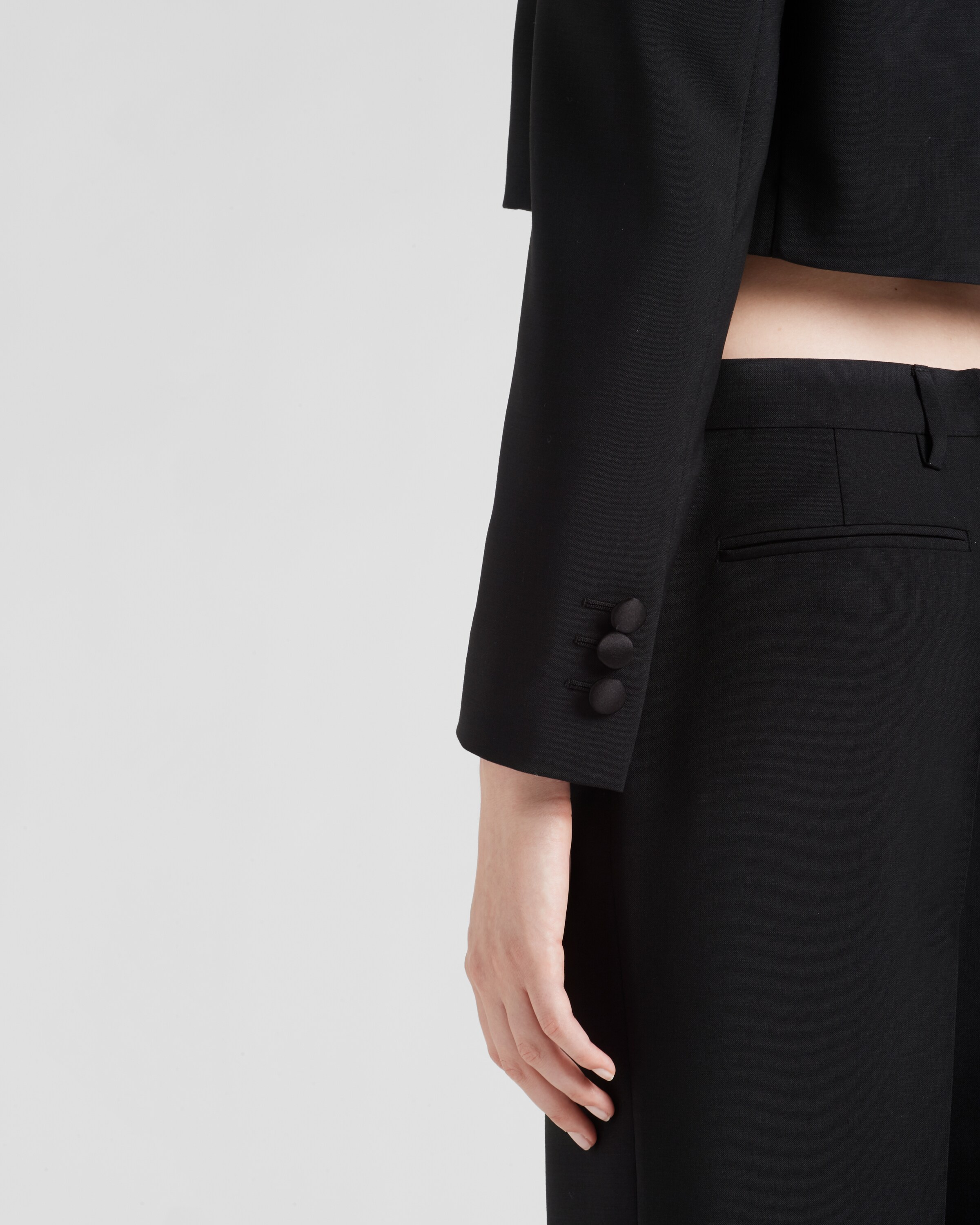 Prada جاكيت قصير من صوف الموهير 3