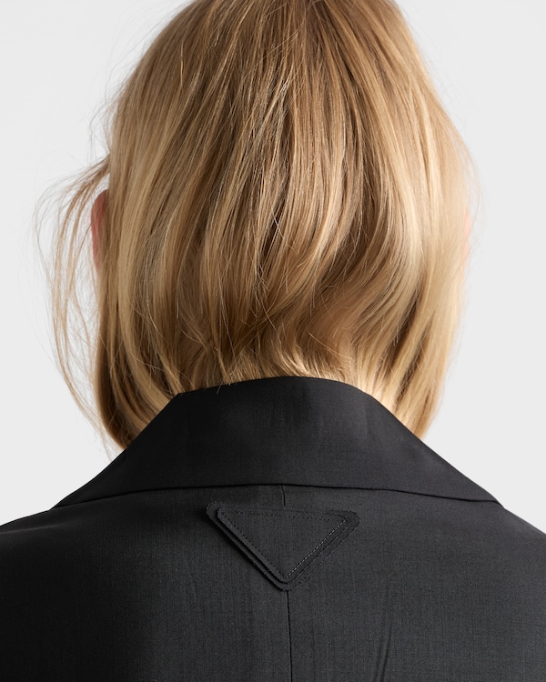 Single-breasted jacket in superfine wool Single-breasted jacket in superfine wool