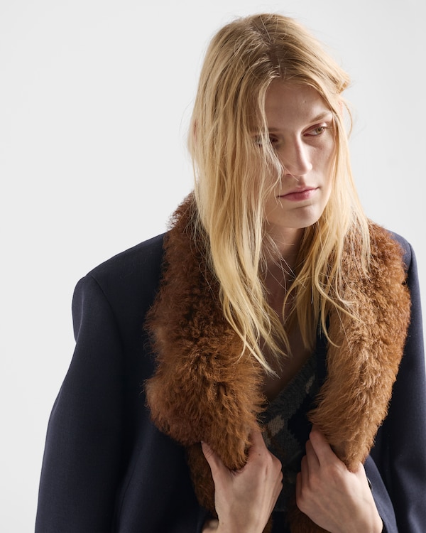 Single-breasted rush stitch jacket Single-breasted rush stitch jacket