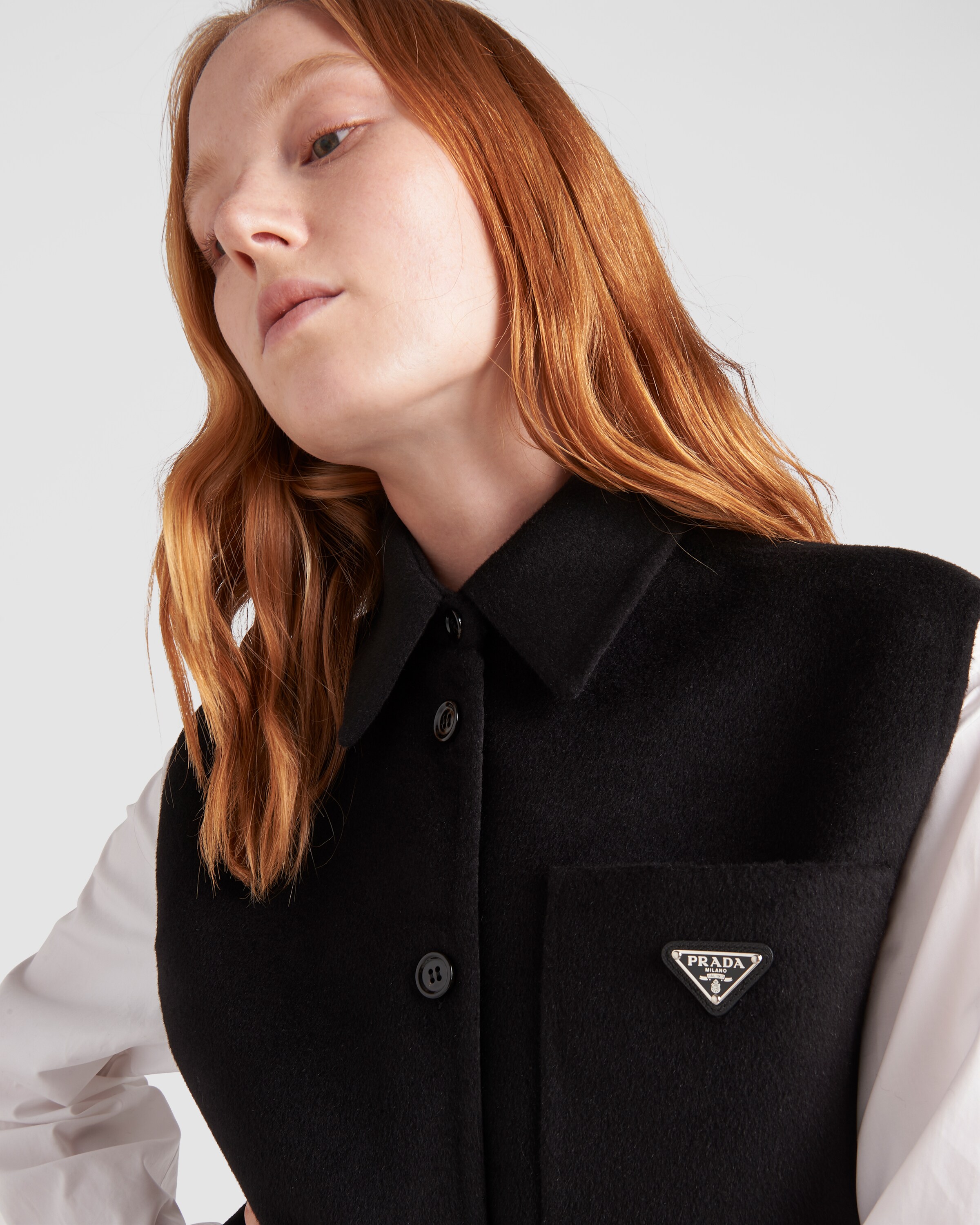 Single-breasted cashgora vest