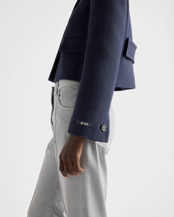 Veste droite en tissu natté Veste droite en tissu natté