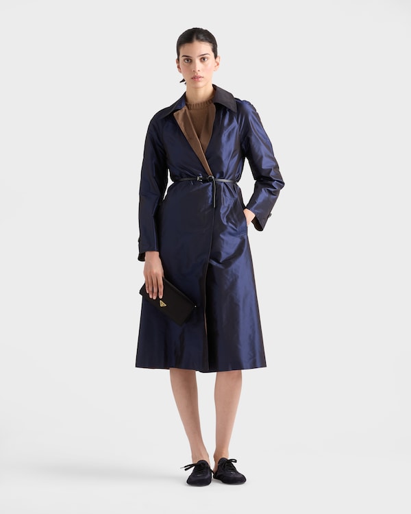 معطف تافتا مطرّز بصف أزرار واحد يُرتدى على الوجهين - أزرق معطف تافتا مطرّز بصف أزرار واحد يُرتدى على الوجهين - أزرق