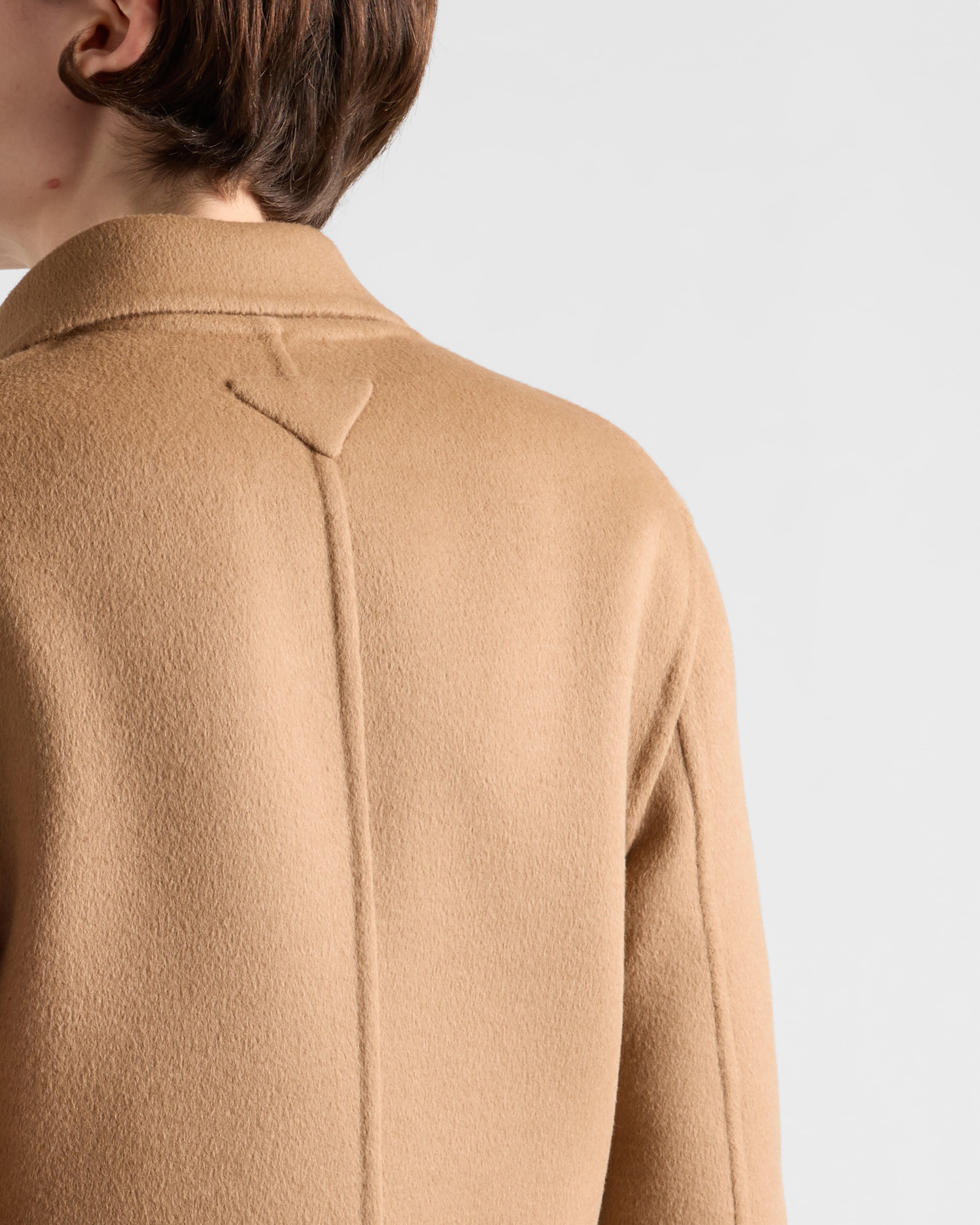 ベージュ シングルブレスト カシゴラ コート | PRADA ベージュ シングルブレスト カシゴラ コート | PRADA