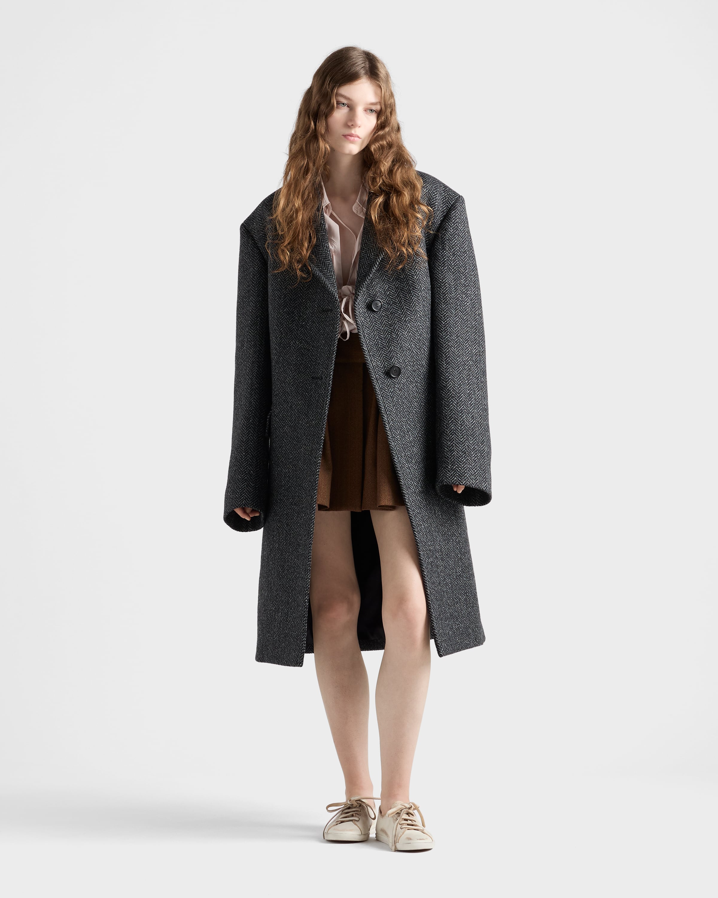 スカート PRADA Striped wool skirt Gray P102LKSOOO15DK New Beginnings: Discover the Prada Spring/Summer 2021
