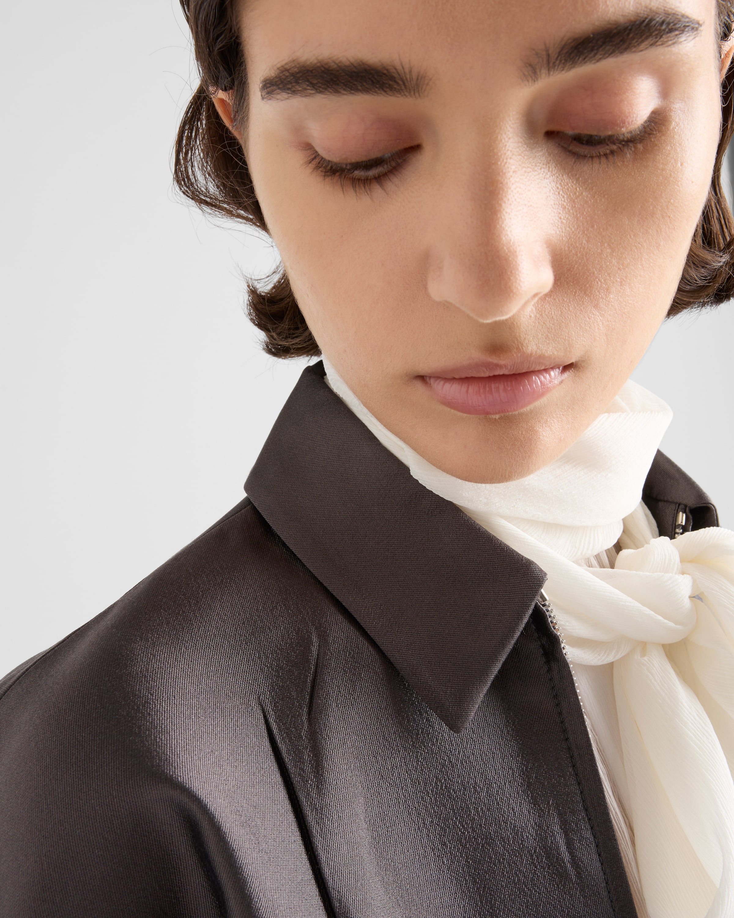 Prada Jacke Aus Seide Und Wolle In Grau
