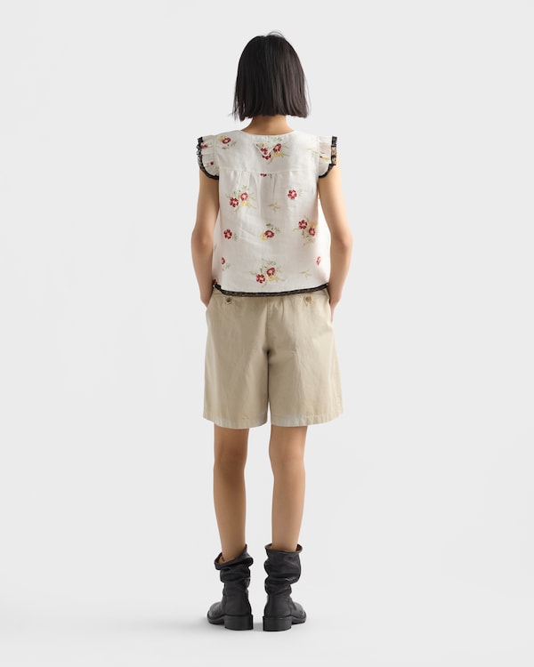 Linen top with floral motif - Ruby Red Linen top with floral motif - Ruby Red